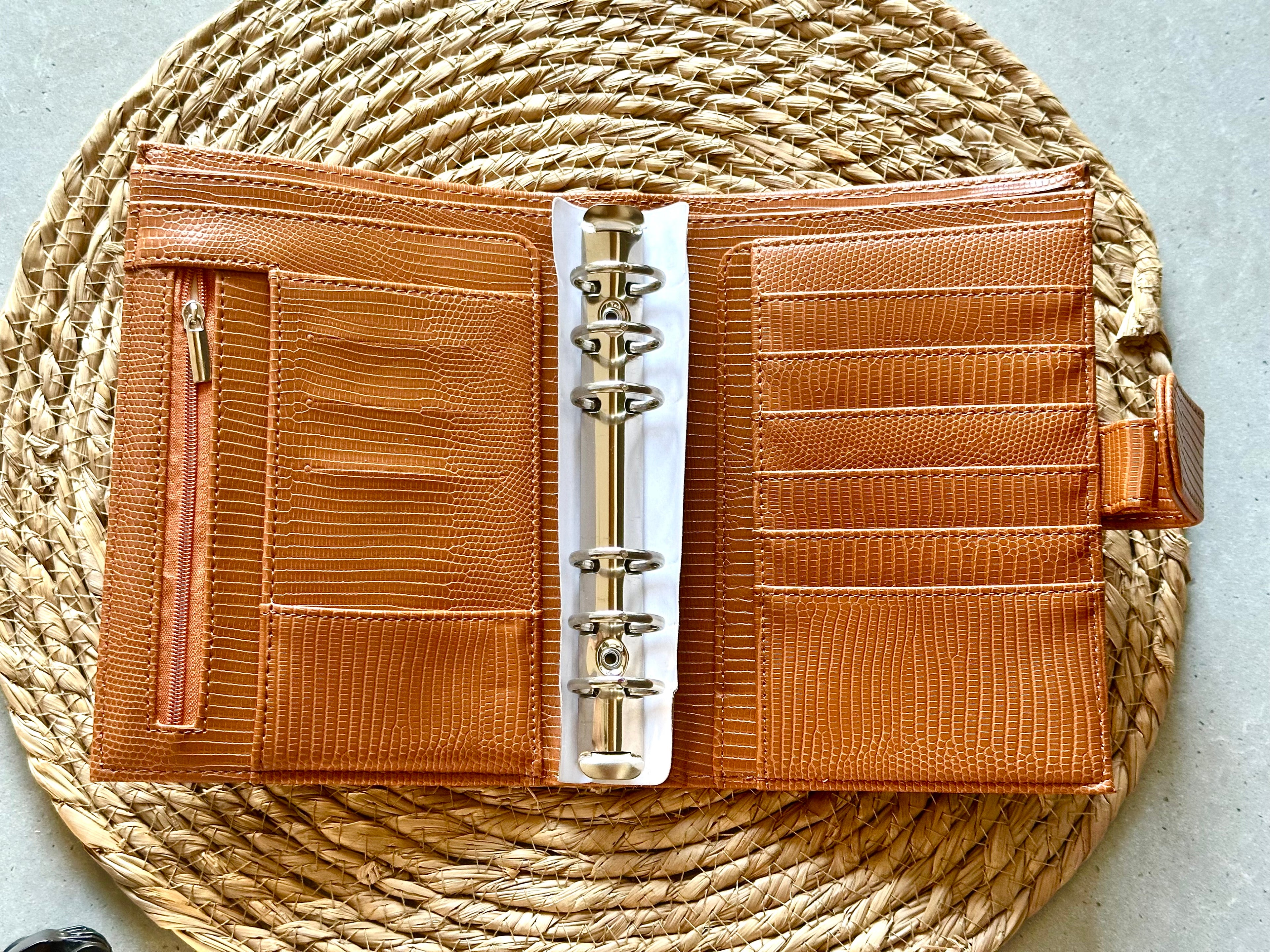 A6 Binder croco