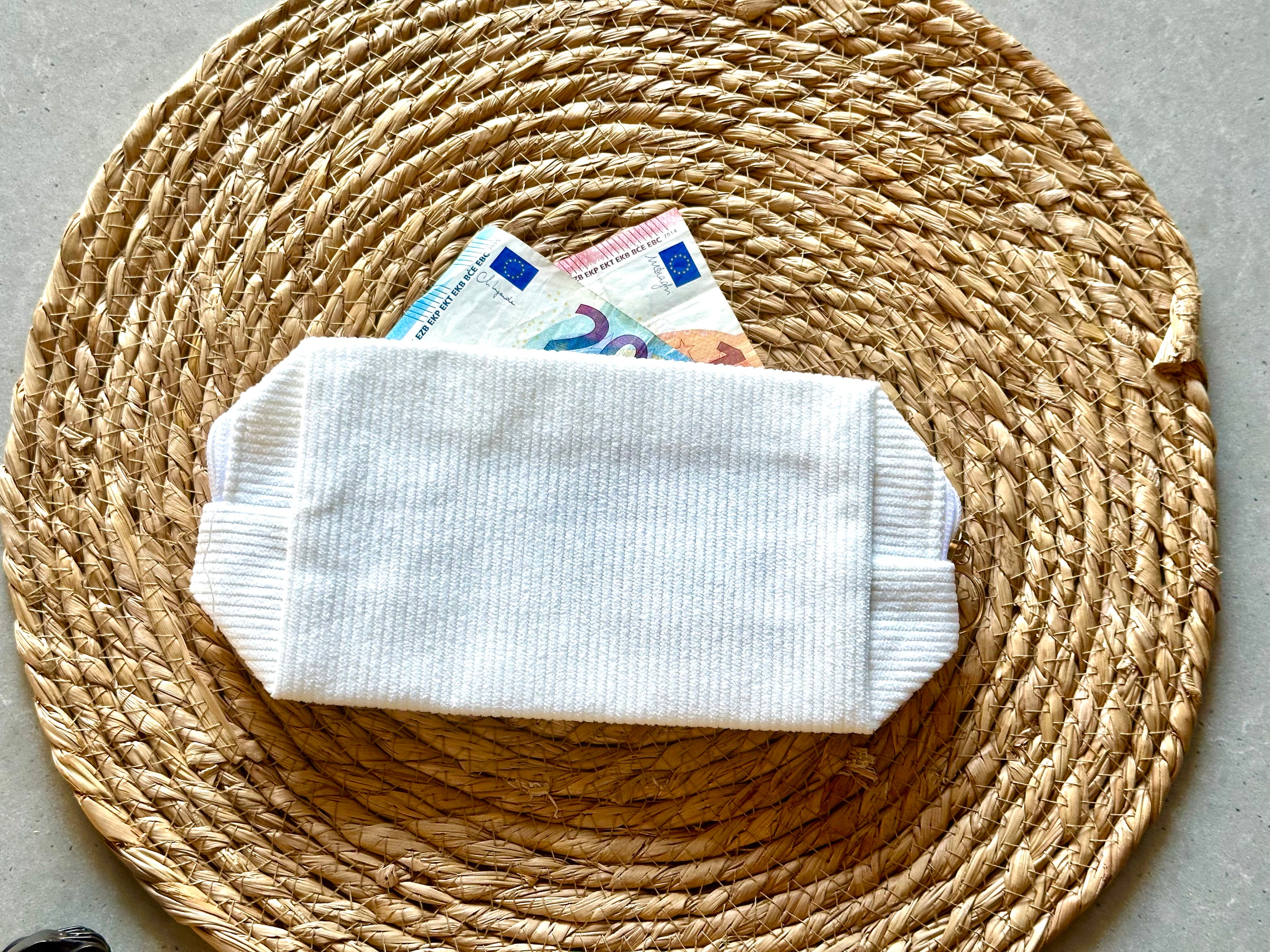 Etui
